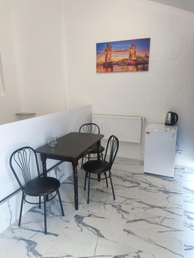 切尔诺夫策 Mirage酒店 外观 照片